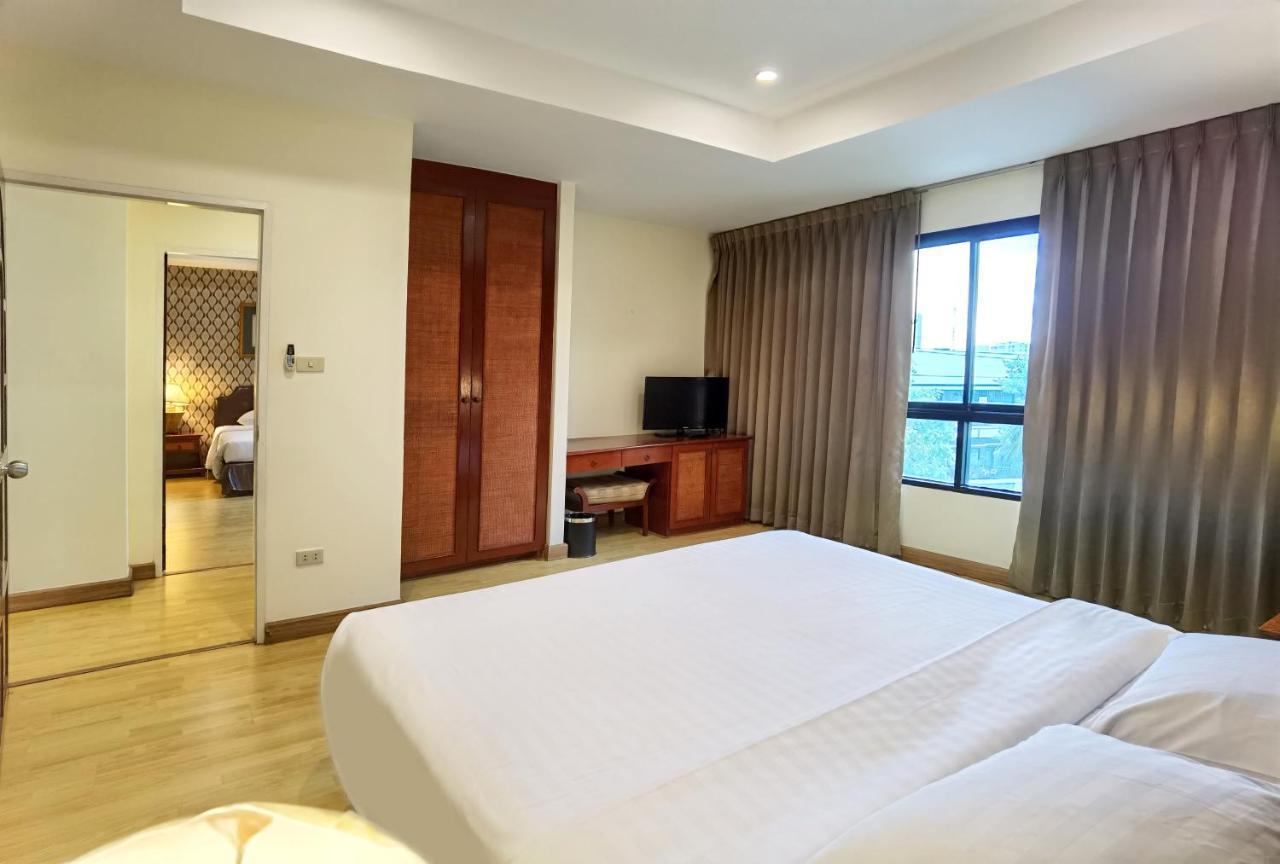 Nova Park Hotel Pattaya Esterno foto