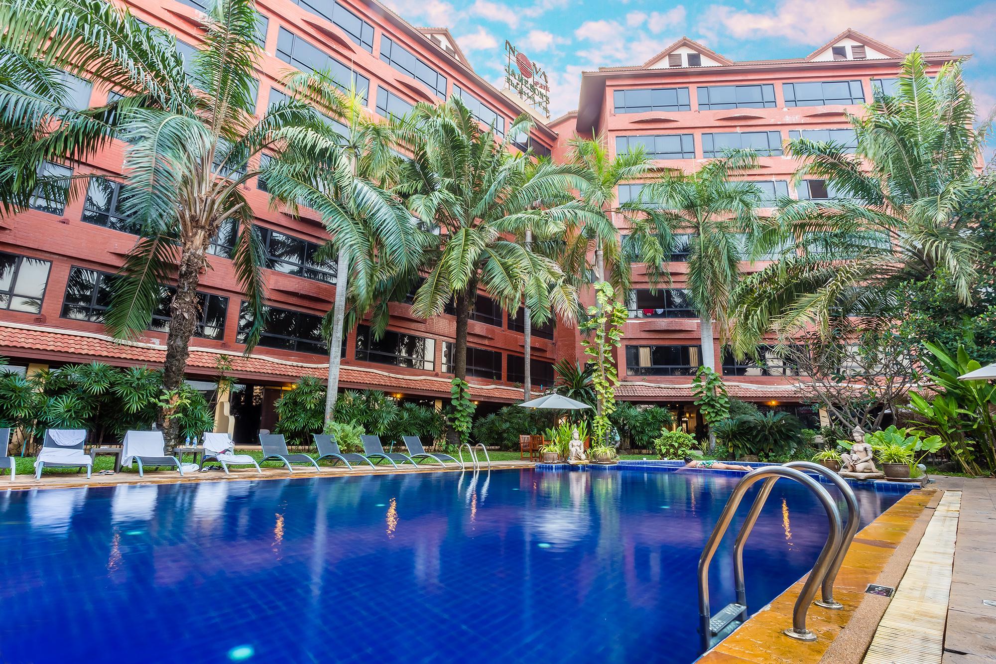Nova Park Hotel Pattaya Esterno foto