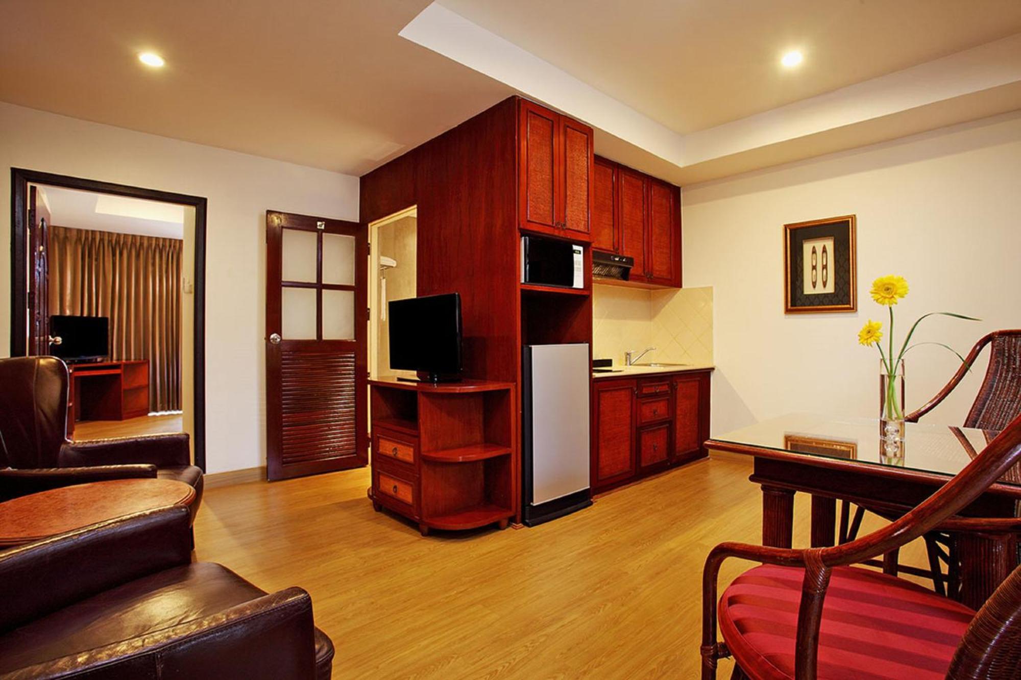 Nova Park Hotel Pattaya Esterno foto