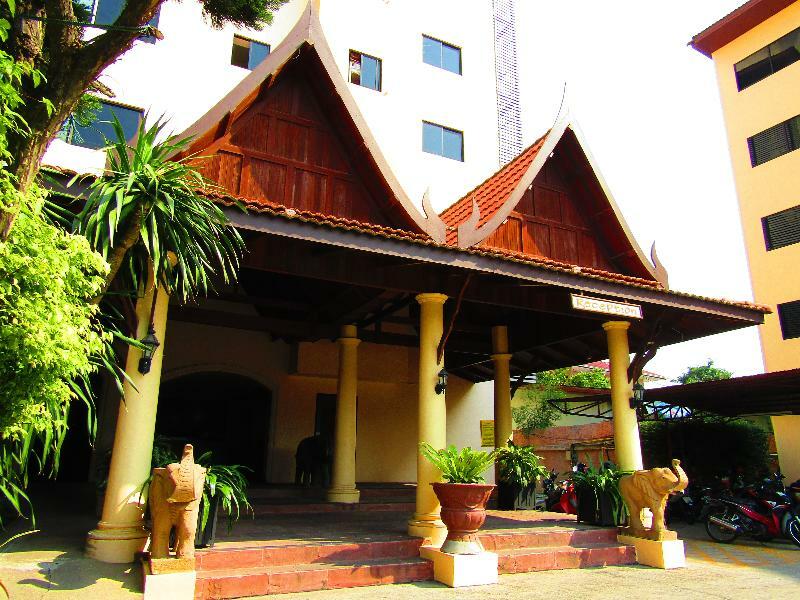 Nova Park Hotel Pattaya Esterno foto